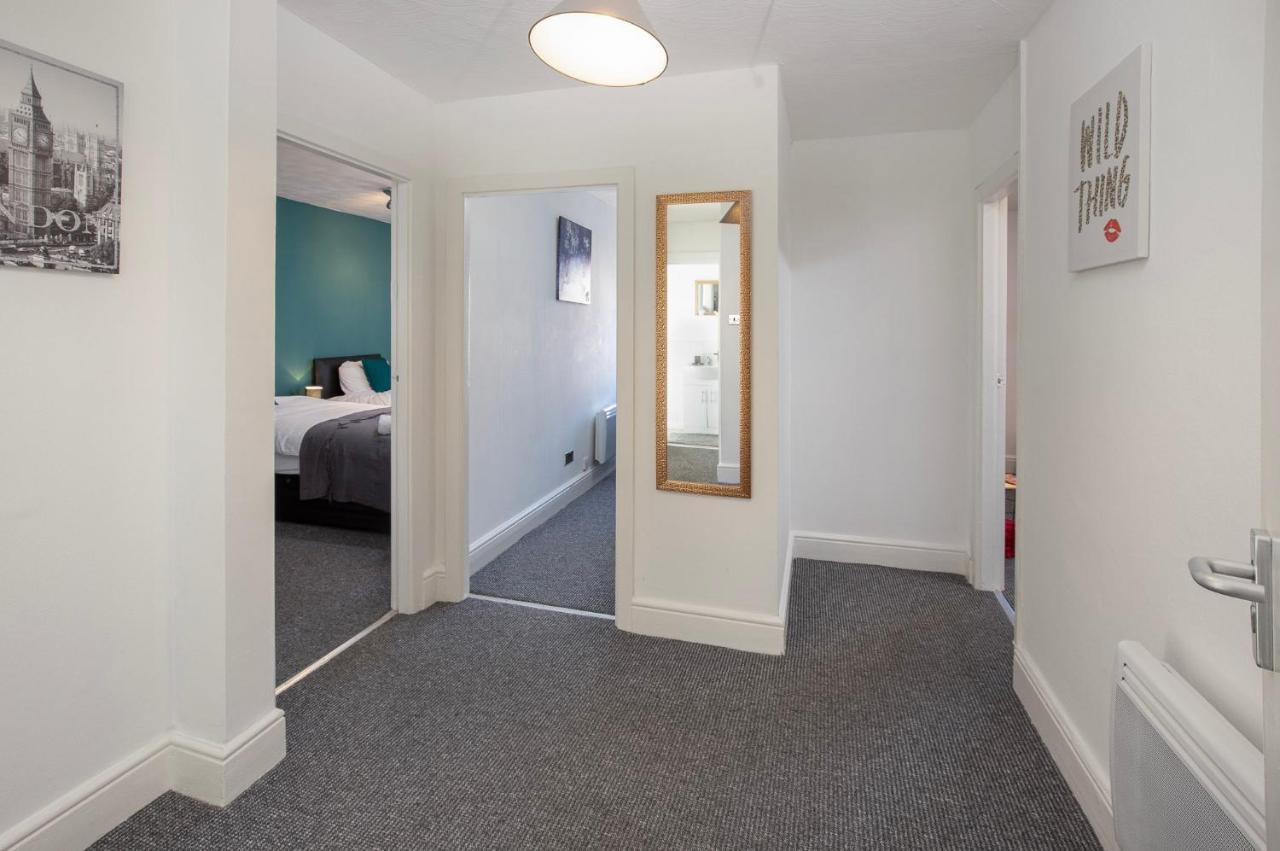03 Springfield - Sleeps 4 Apartment Blackpool Exterior photo